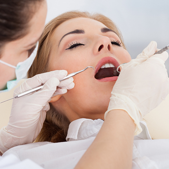 Sedierung für Angstpatienten - Zahnklinik in Ungarn